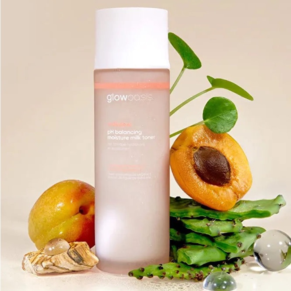 Glow Oasis Milkdew pH Balancing Moisture Milk Toner